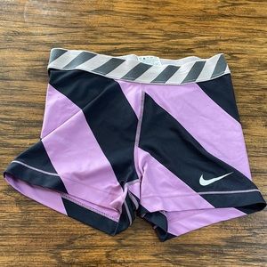Nike Pro